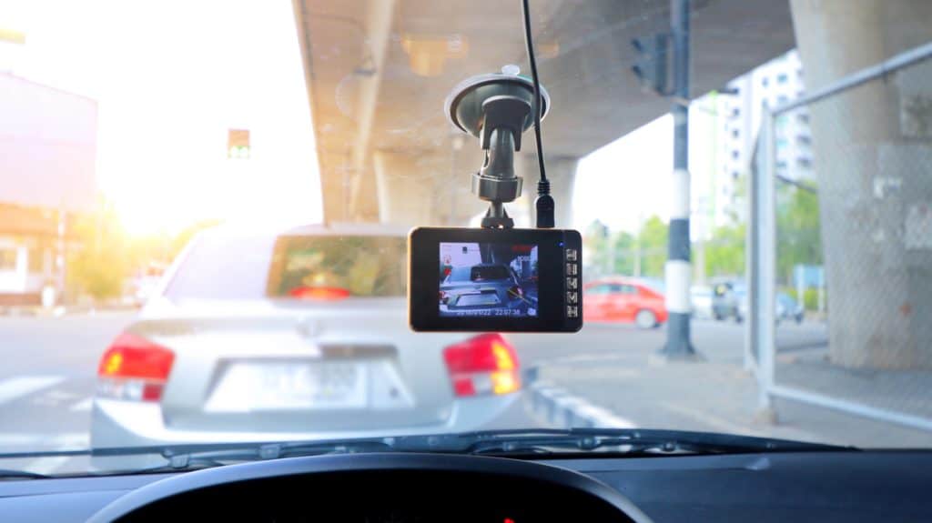 dash cams can record what happens in the whole driving session
